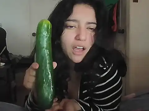 XXX chat uživo modela creepyh0e_