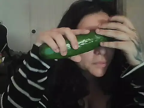 Онлайн чат XXX creepyh0e_