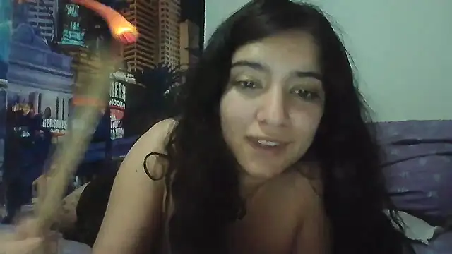 creepyh0e_'s Live XXX Chat