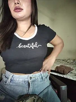 Chat +18 de Shreshtha_sasha ao vivo