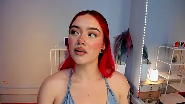 הופעת וובקאם של Camila_Rivers