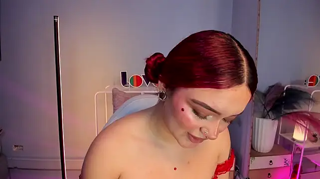 Camila_Rivers Adlı Modelin Web Kamerası Şovu