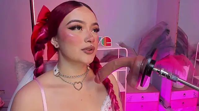 Camila_Rivers Adlı Modelin Web Kamerası Şovu