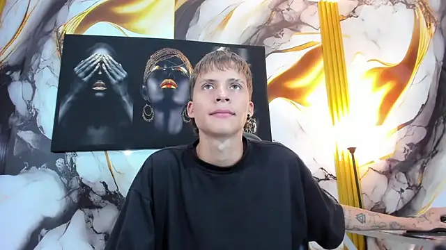 แชท XXX สดของ mono_blonde