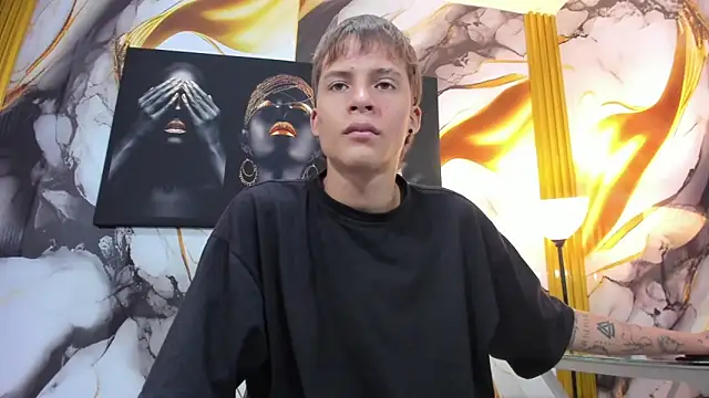 عرض كام mono_blonde