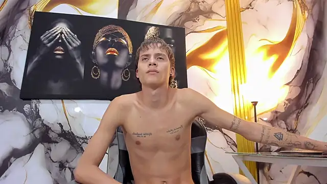 mono_blonde Webcam Show
