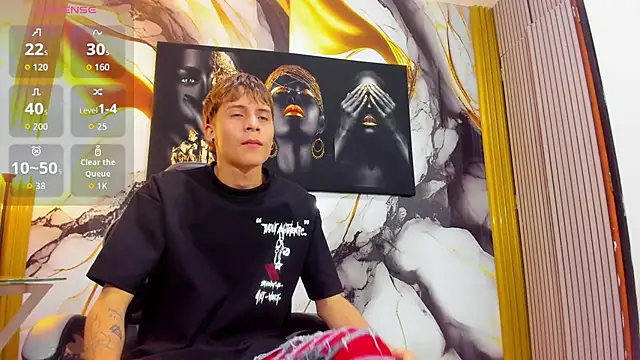 mono_blonde Show Webcam