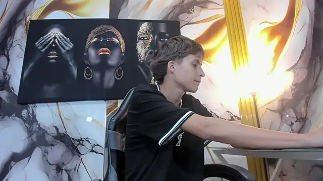 Webkamerová show mono_blonde