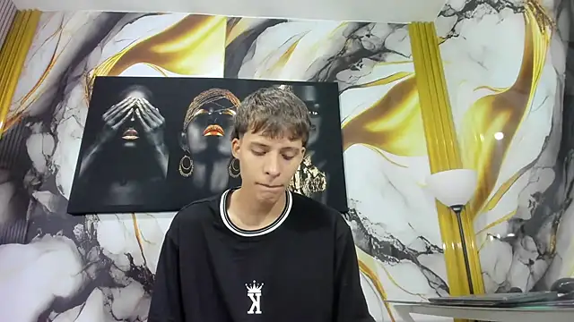 mono_blonde 在線直播表演