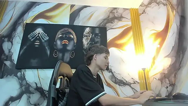 عرض كام mono_blonde