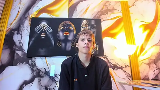 mono_blonde Show Webcam