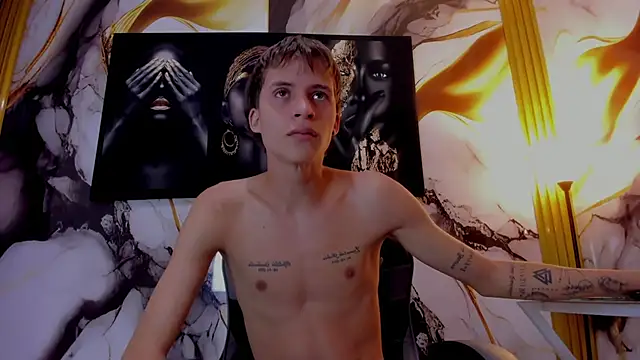 mono_blonde Webcamshow