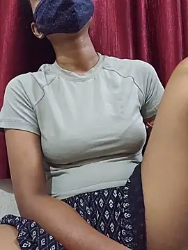 XXX chat uživo modela hansika_25