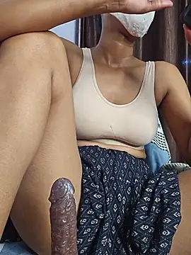 hansika_25: онлайн-секс-чат
