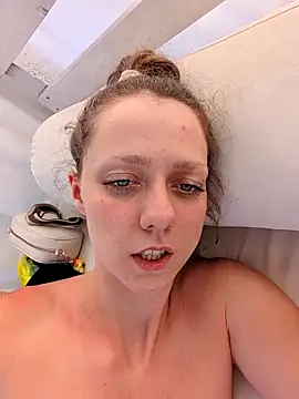 XXX chat uživo modela Eveline_Beauty_Kitty