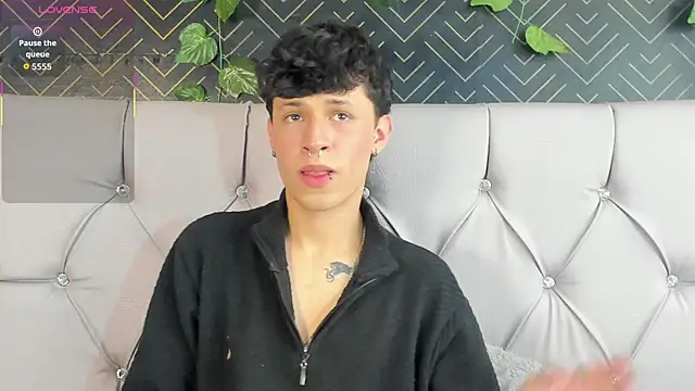 Axel__Evans Show in webcam