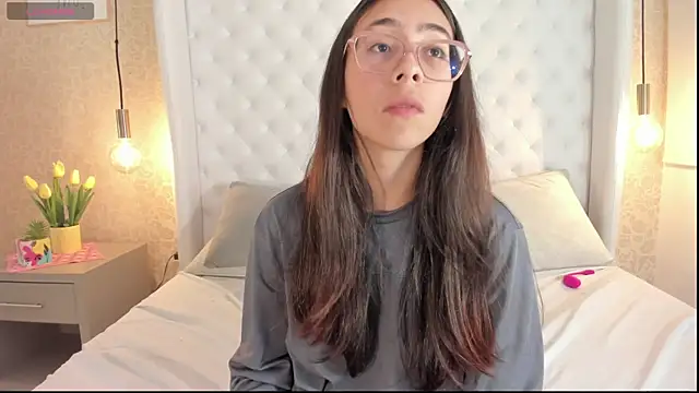 juliie_star 网络视讯表演