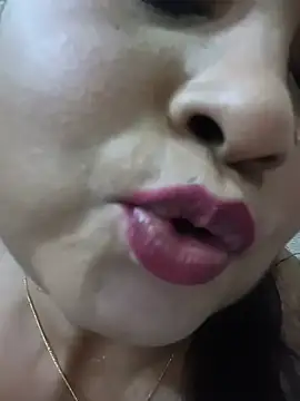 Webkamerová show hornyriyanka