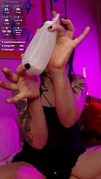 Chat +18 de Sookie_Soxxxe ao vivo