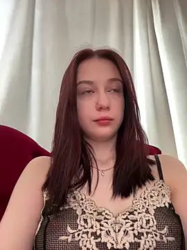MiraXS' Live XXX Chat