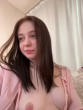 MiraXS' Live XXX Chat