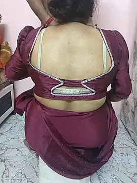 dhanshri143 Show Webcam