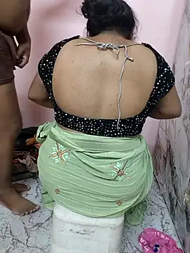 dhanshri143 Webcam-Show
