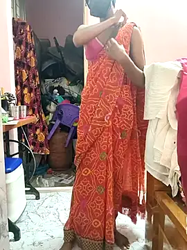 dhanshri143 Webcam Show