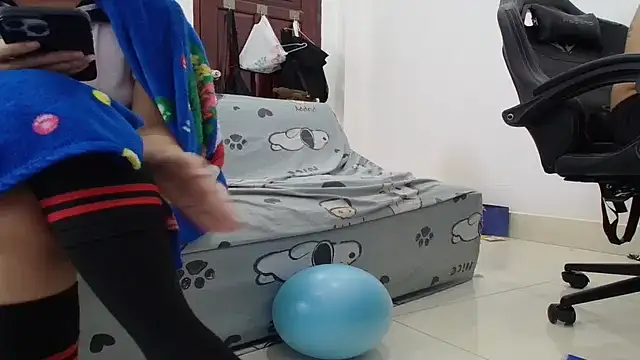 Pertunjukan Kamera Web Grass_99