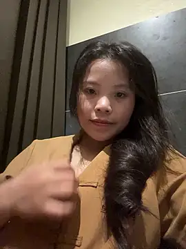 Bella_7777 网络视讯表演