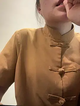 Bella_7777のウェブカメラショー