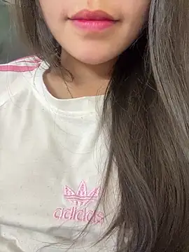 Bella_7777 现场XXX聊天