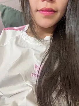 Chat +18 de Bella_7777 ao vivo