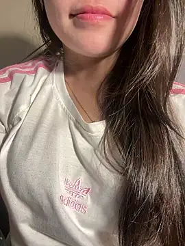 Bella_7777のウェブカメラショー