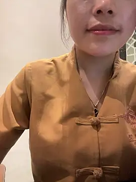 Bella_7777のウェブカメラショー