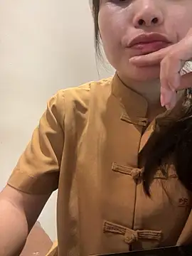 Živý XXX chat Bella_7777