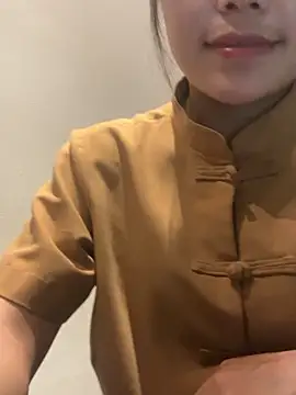 Bella_7777のウェブカメラショー