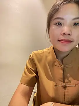 Bella_7777 Adlı Modelin Canlı XXX Sohbeti