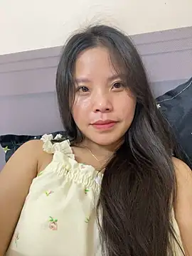 Bella_7777's Live XXX Chat