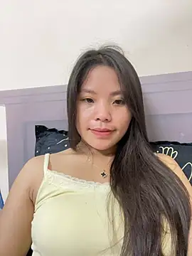 Bella_7777's Live XXX Chat