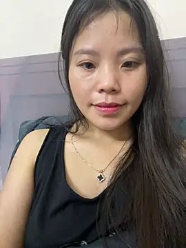 Bella_7777's Live XXX Chat