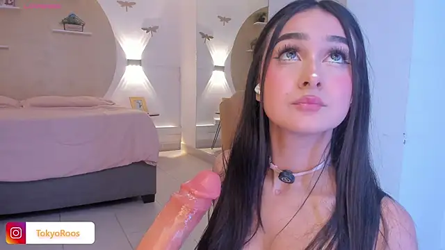 Chatroom XXX en direct de TokyoHaskel