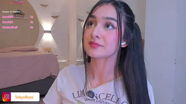 TokyoHaskel's Live XXX Chat