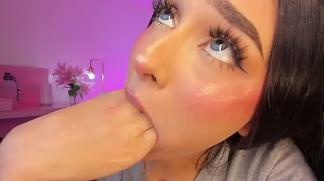 TokyoHaskel Adlı Modelin Canlı XXX Sohbeti