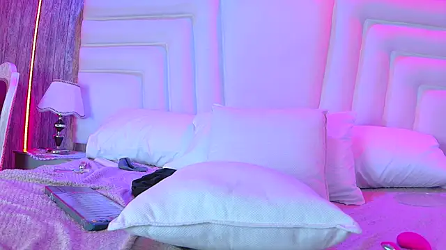 Mia_Monroee 网络视讯表演