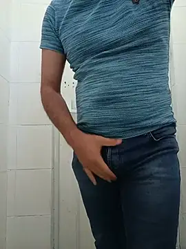 Show modela Yaman_33 na web-kameri