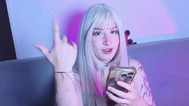 Chat XXX en directo de Murasaki_doll