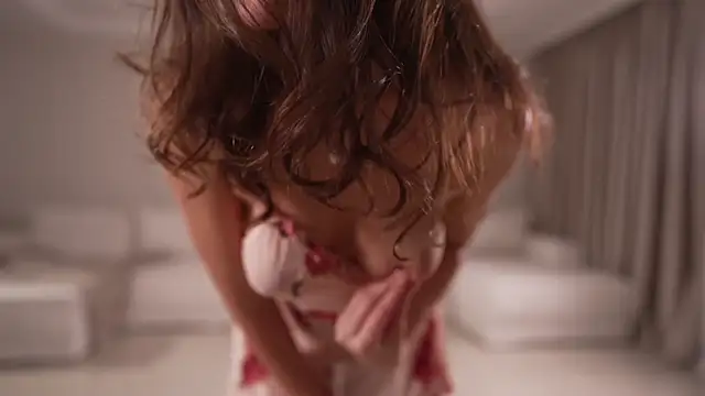 Czat XXX na żywo – LIttle_Rina_