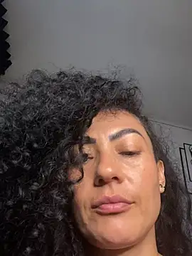 Koral369 Chat XXX in diretta