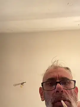 crisfootlicker Show in webcam